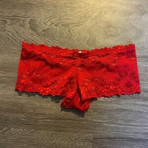 Women’s Lace Boyshort Panty - Red